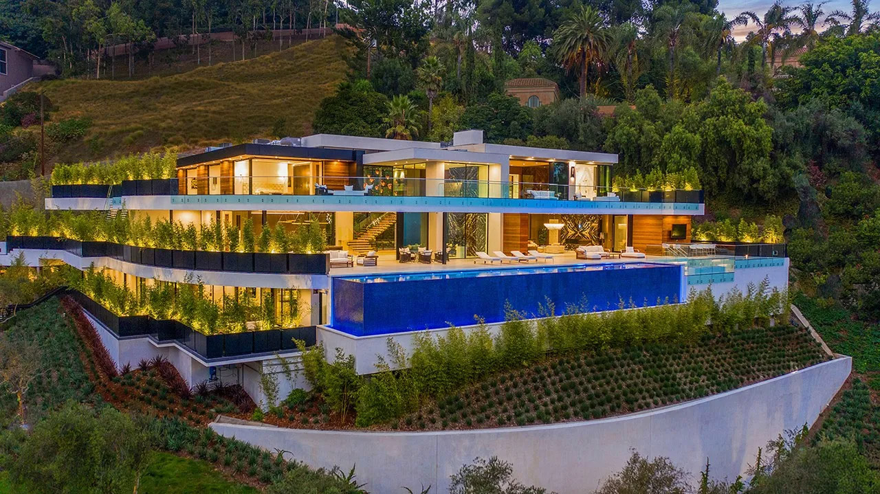 Beverly Estate